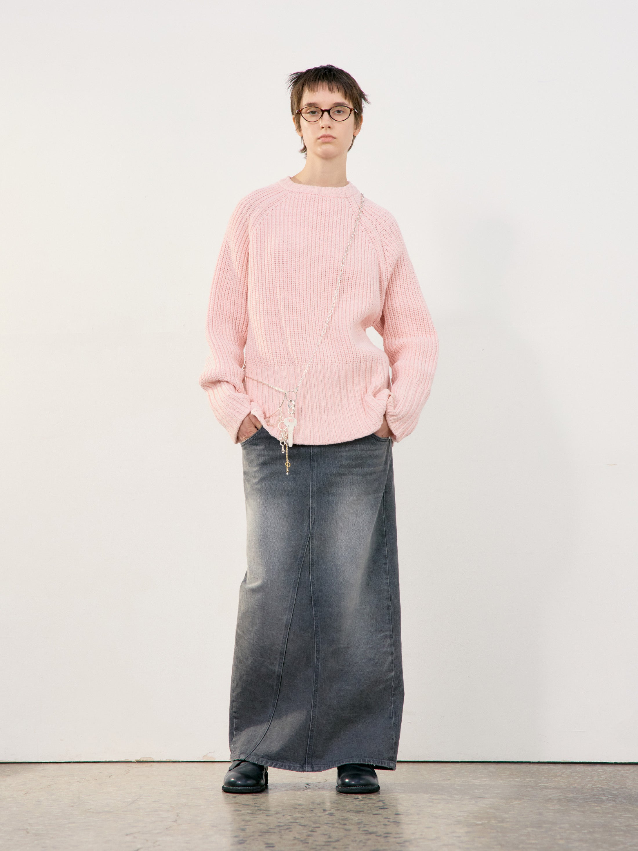 [low_classic] Chunky Rib Knit Sweater
Light Pink