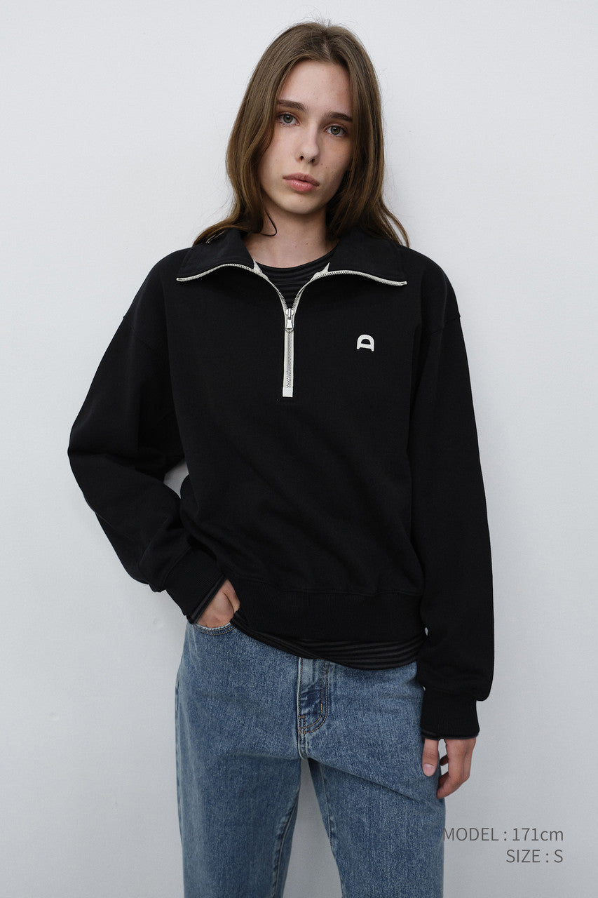 Dunst Unisex Leather Logo Half Zip-Up Sweatshirt Black