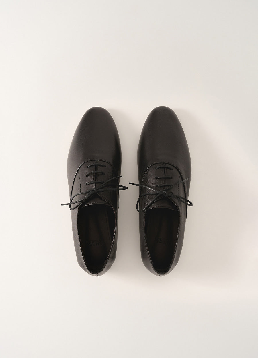Nothing Written Calm Derby Shoes (Black)