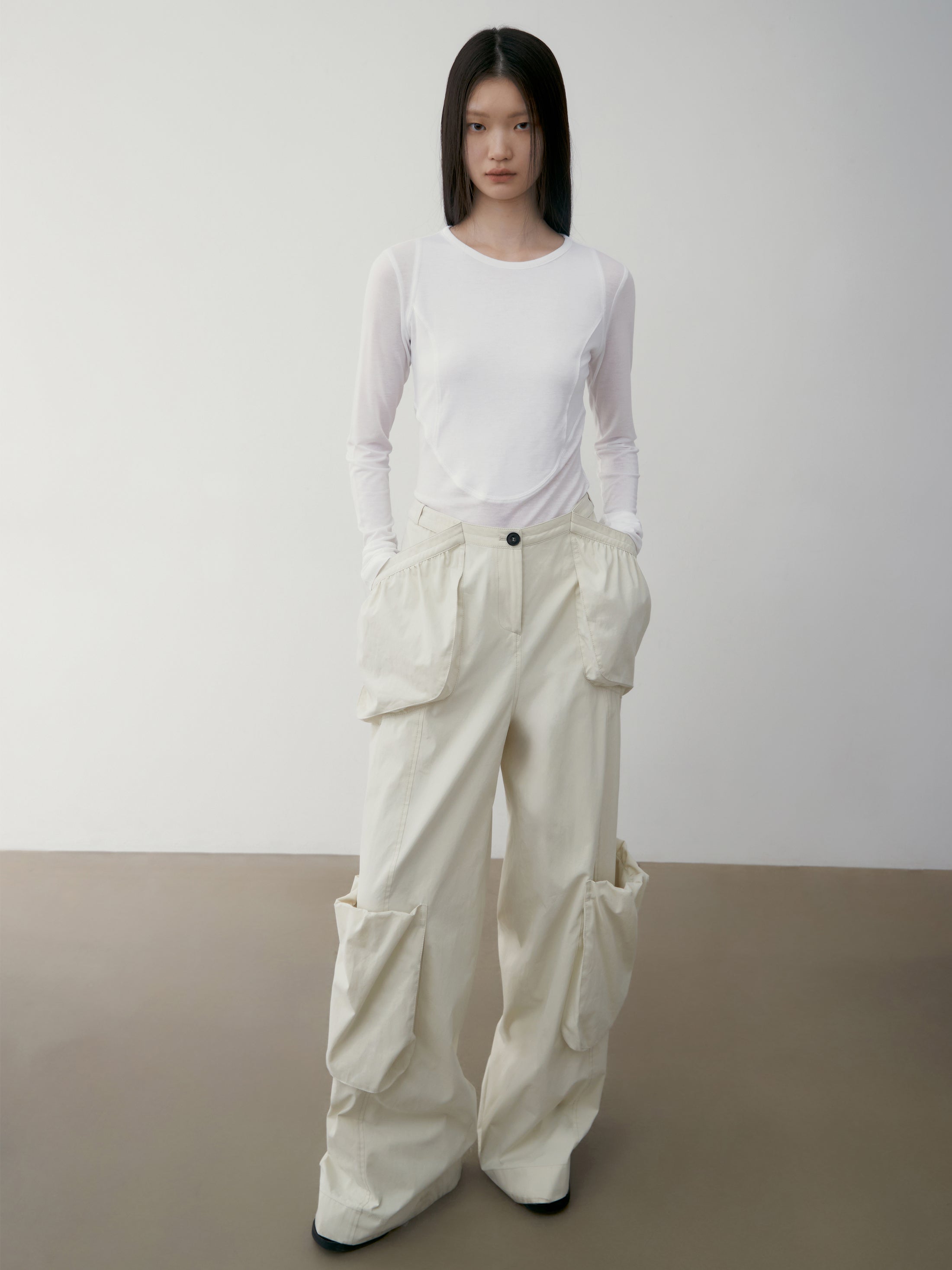 [low_classic] BUBBLE POCKET PANTS
CREAM