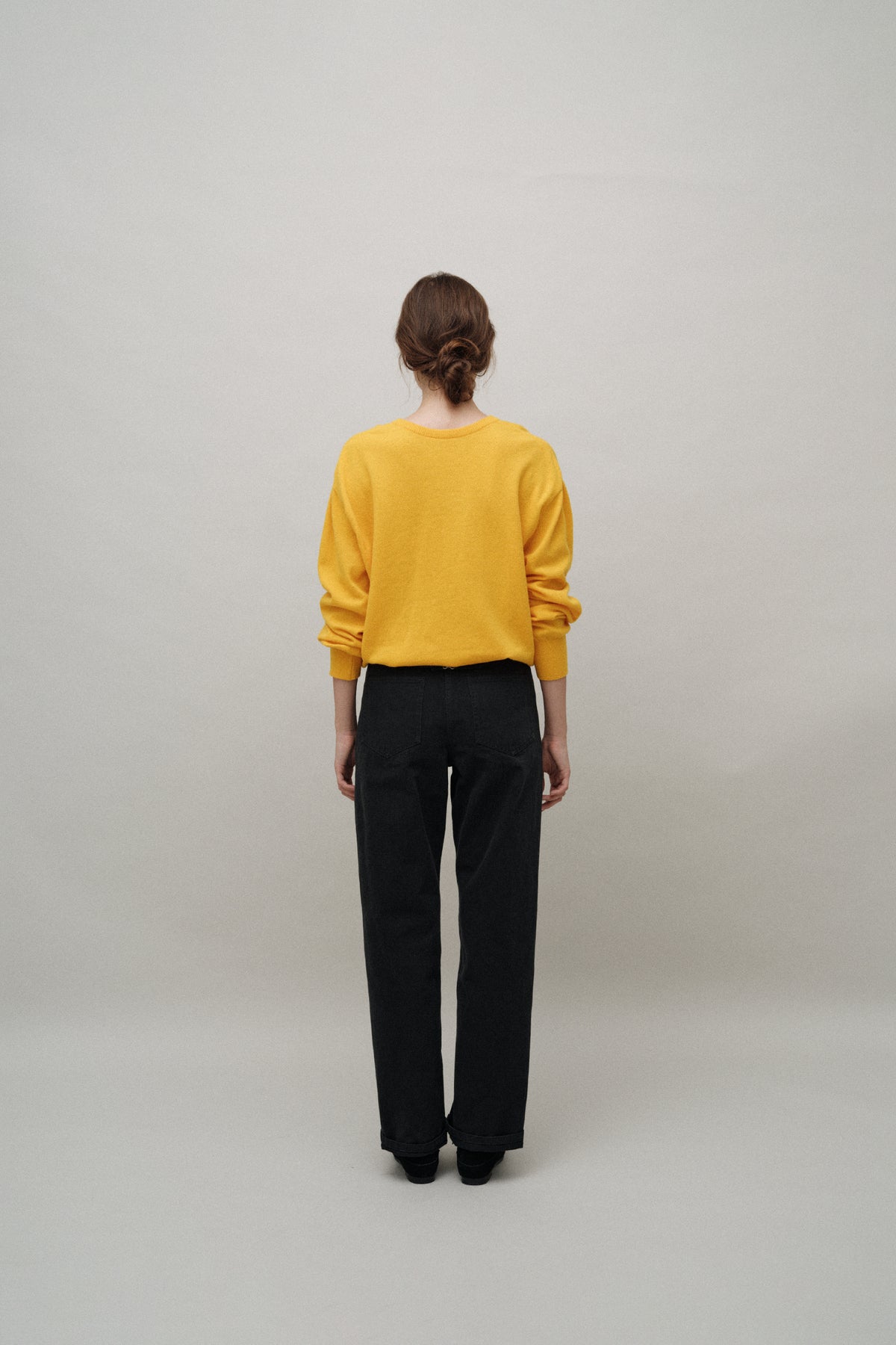 Nothing Written Puno v-neck pullover (Amber)