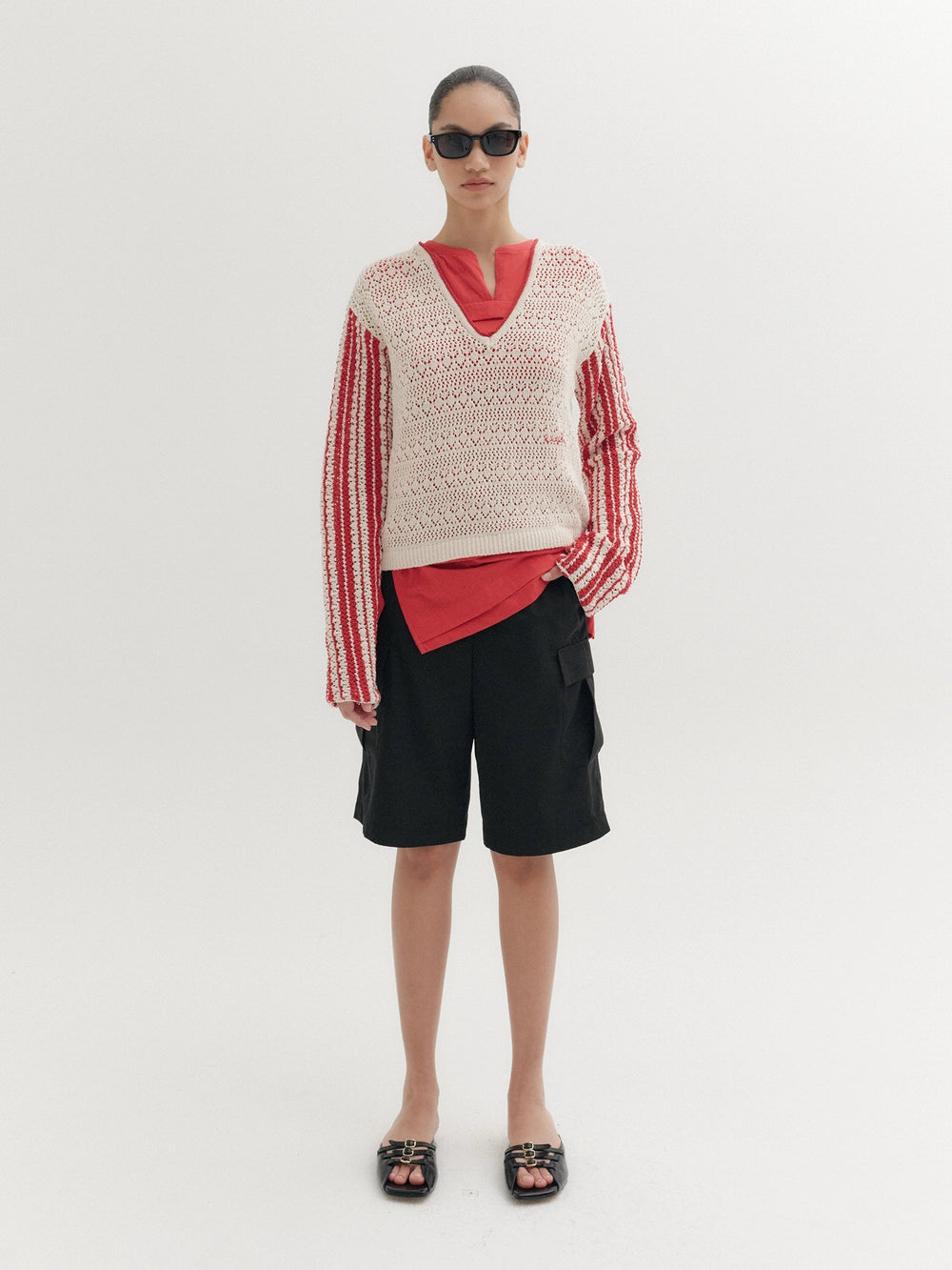 EENK Contrast V-Neck Pullover - Ivory