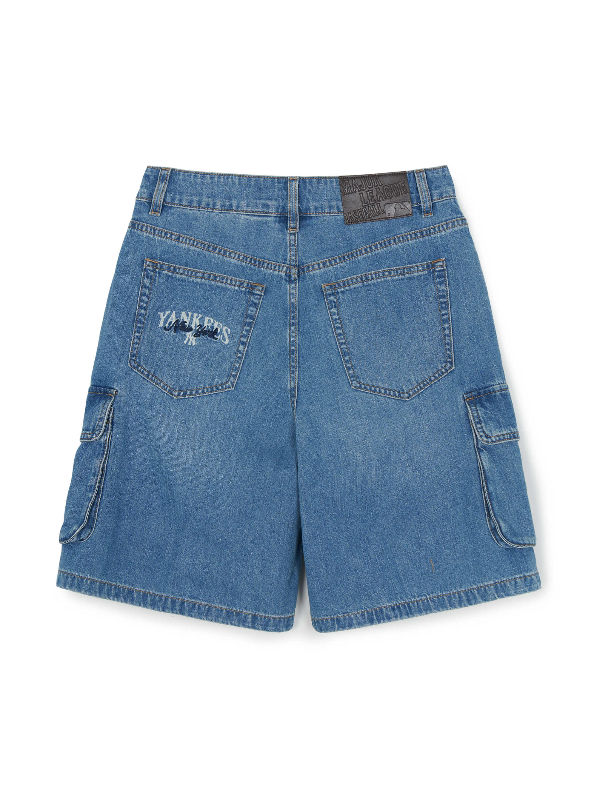 [mlb korea] Women's Varsity Vintage Slub Cargo 9in Denim Shorts