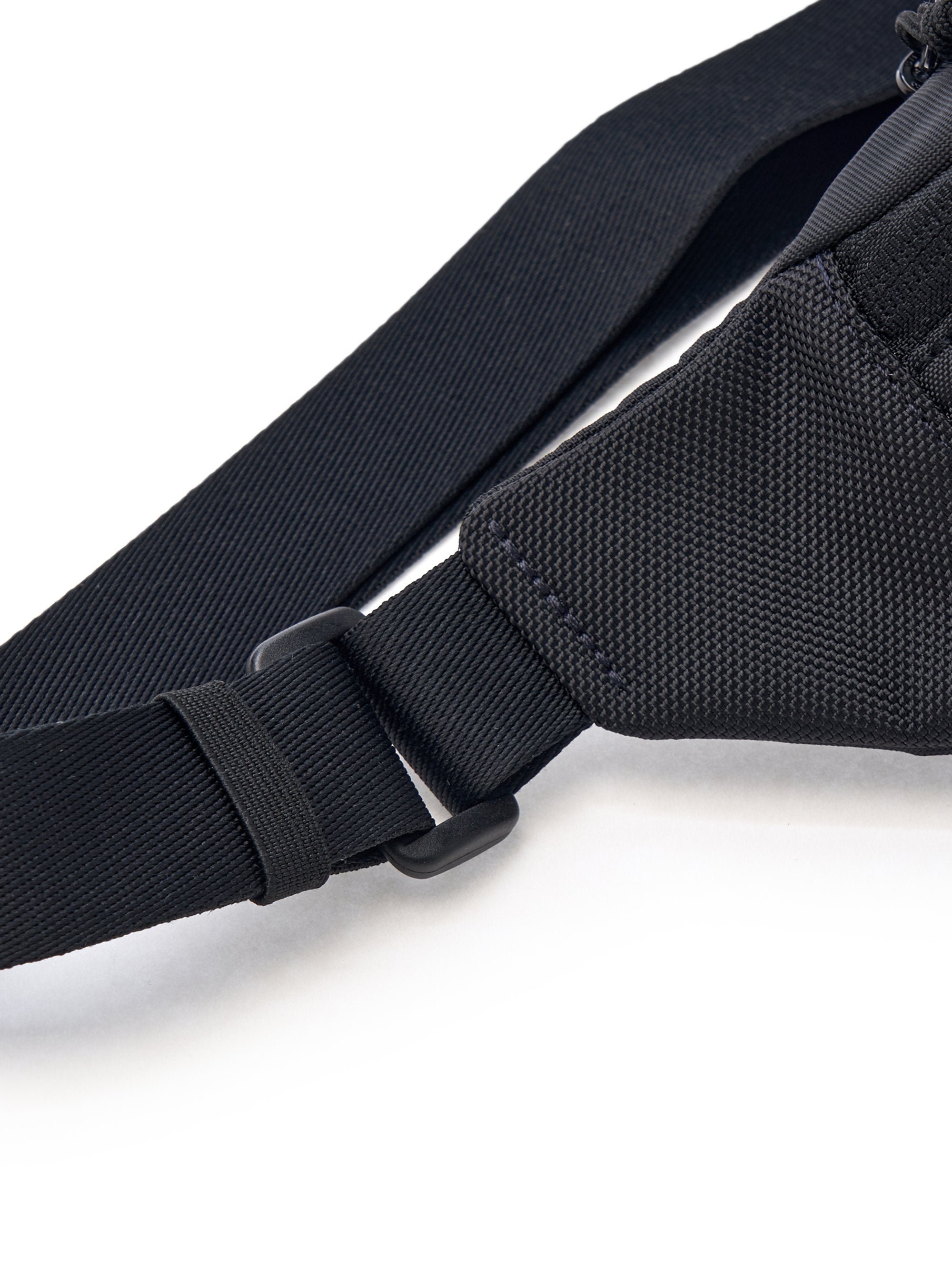 MLB Korea Basic Gorpcore Hipsack