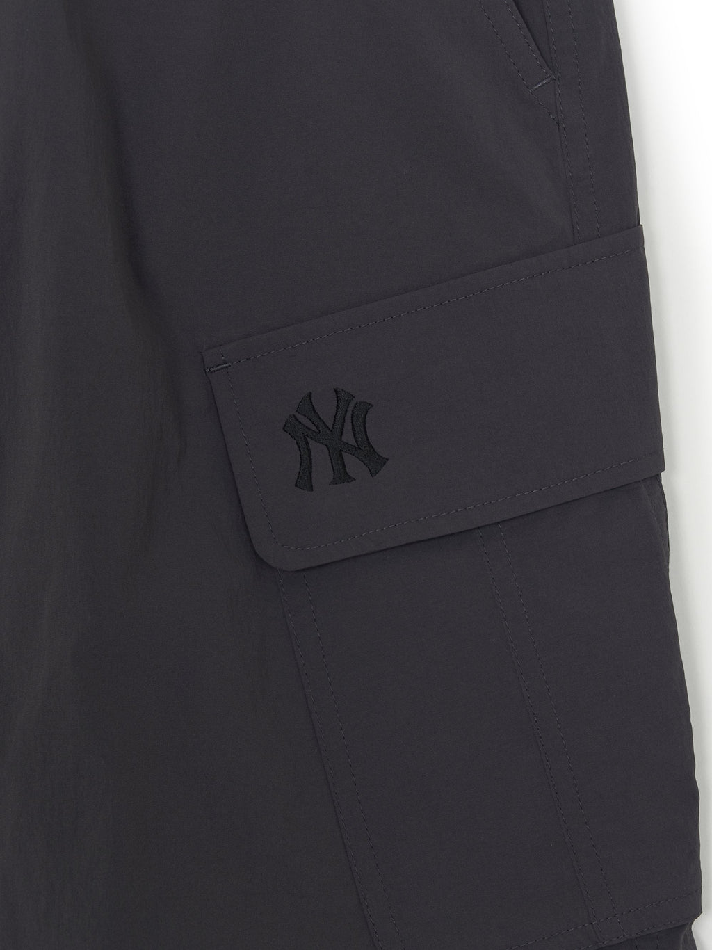 MLB Korea Women's Gorpcore Shirring Cargo Long Skirt