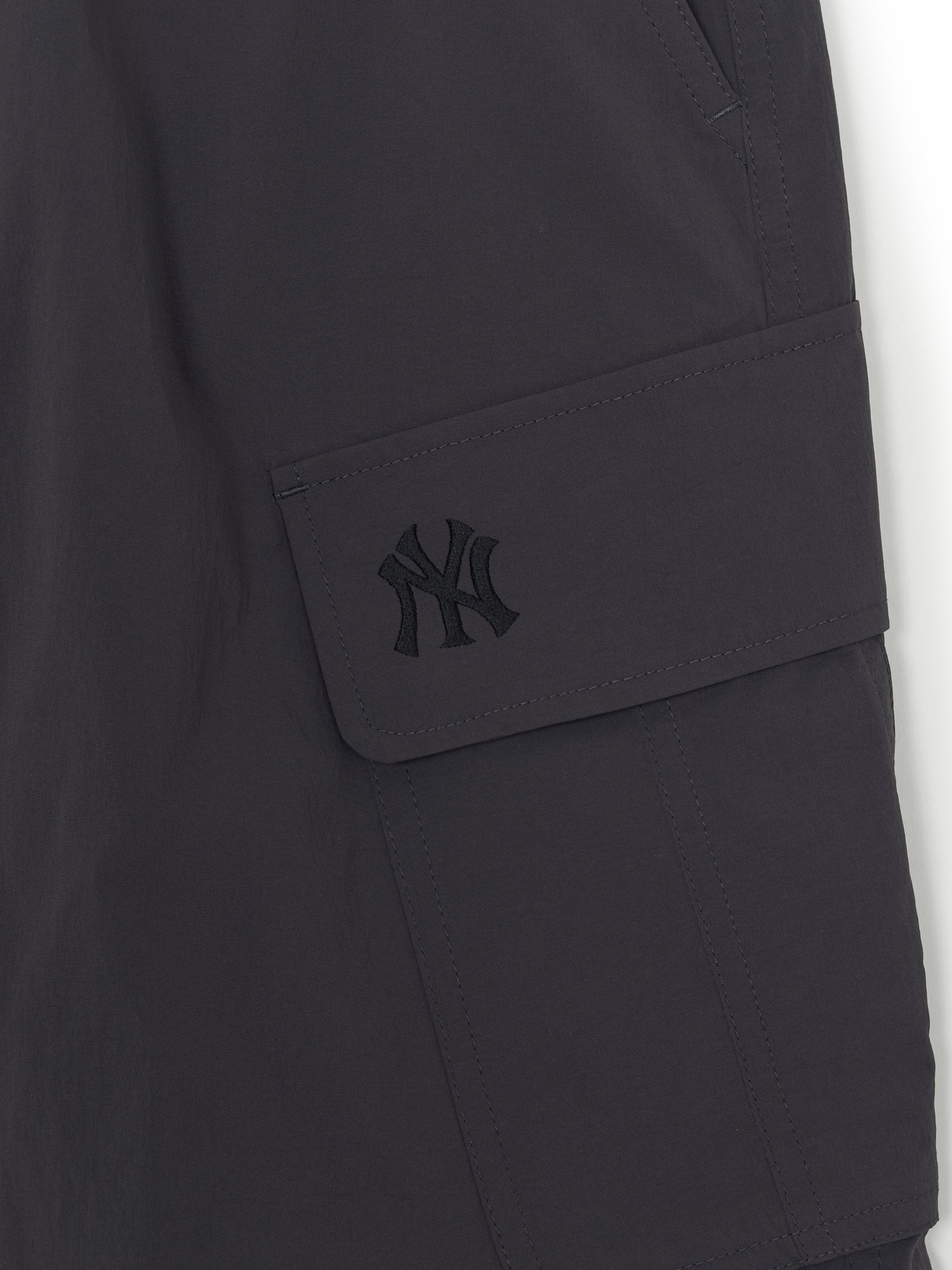 MLB Korea Women's Gorpcore Shirring Cargo Long Skirt
