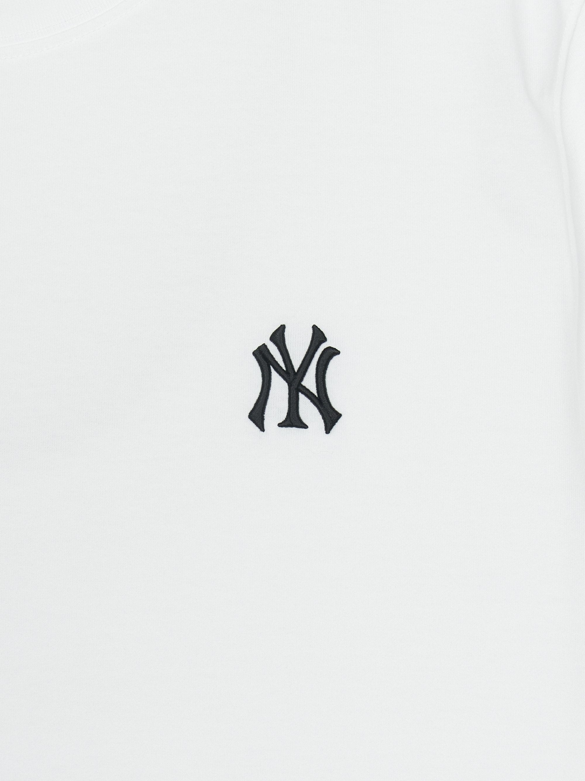 MLB Korea Basic Comfortable Fit T-shirt