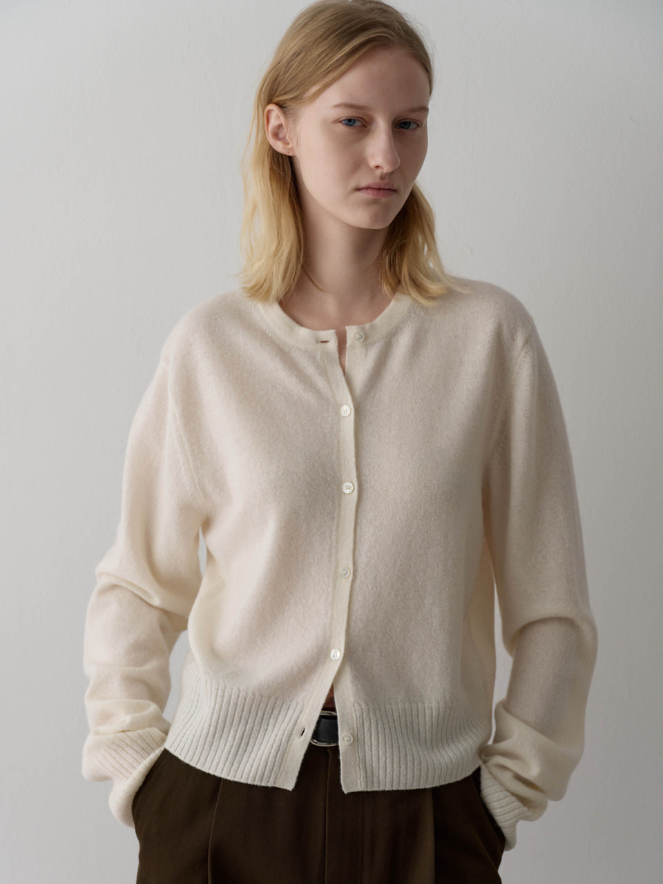 Facade Pattern Cashmere Minimal Cardigan ivory
