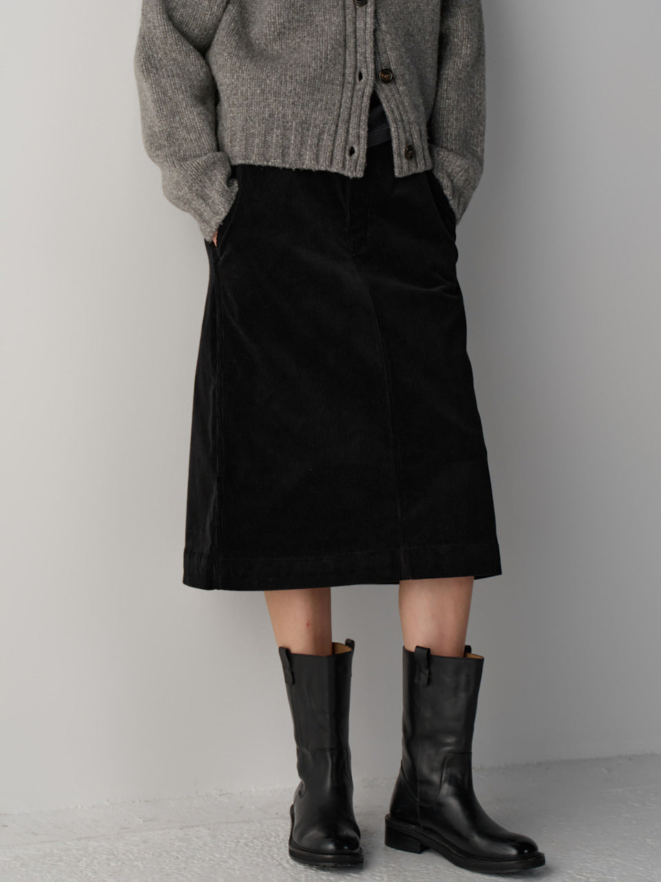 Facade Pattern Corduroy Midi Skirt black