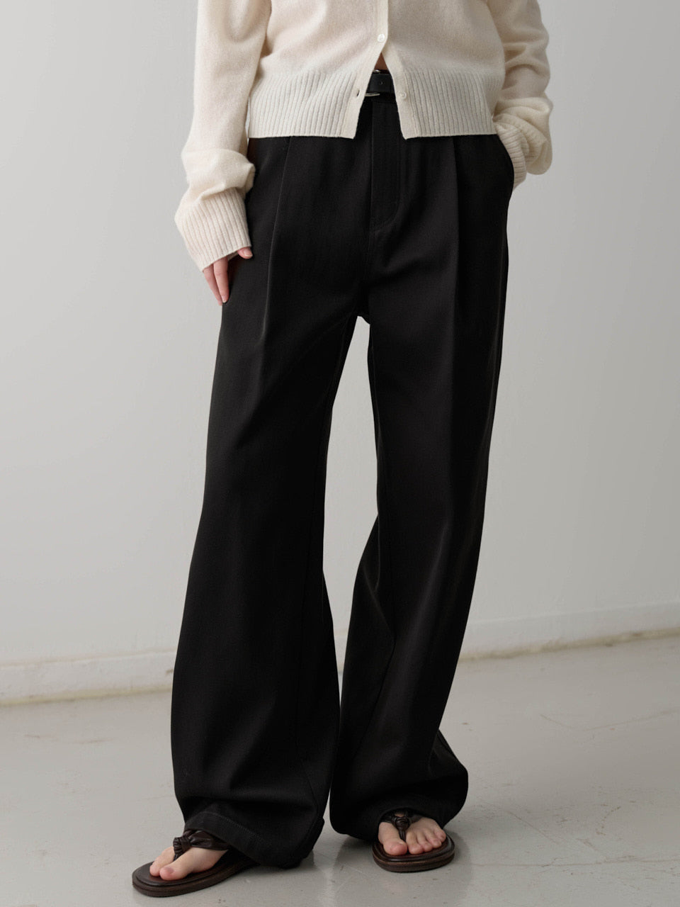 Facade Pattern Cotton Double Pocket Pants black