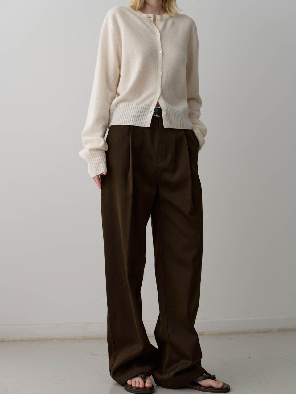 Facade Pattern Cotton Double Pocket Pants dark brown