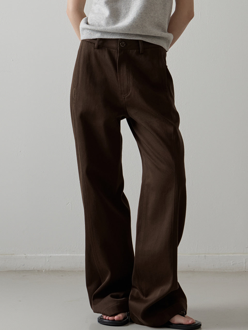 Facade Pattern Curved Cotton Pants dark brown