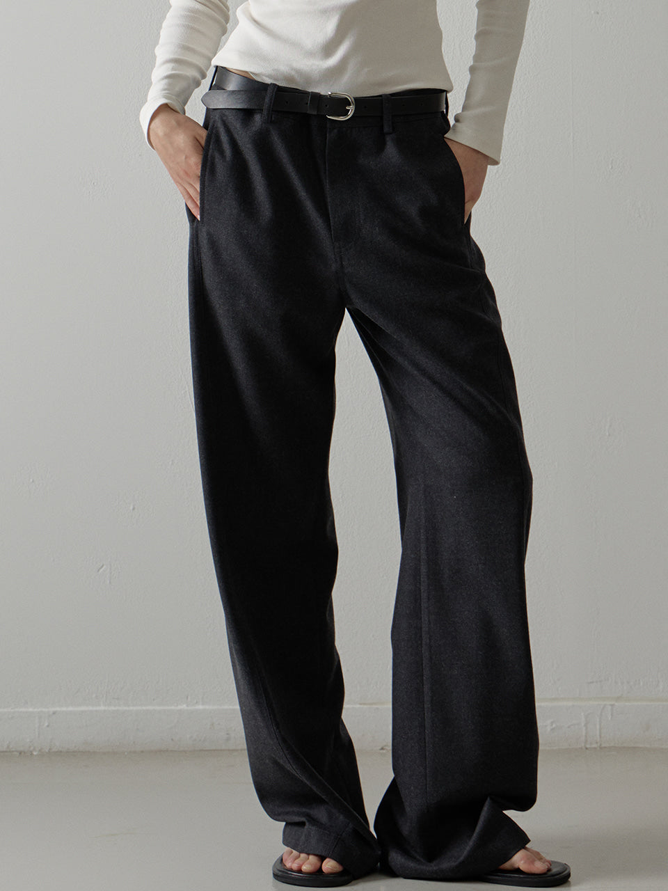 Facade Pattern Curved Wool Pants dark charcoal