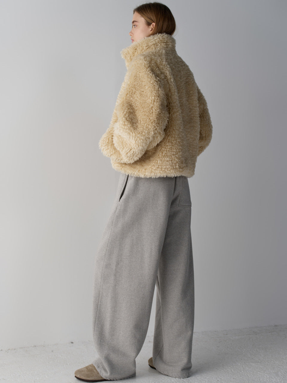 Facade Pattern Curved Warm Sweatpants melange grey