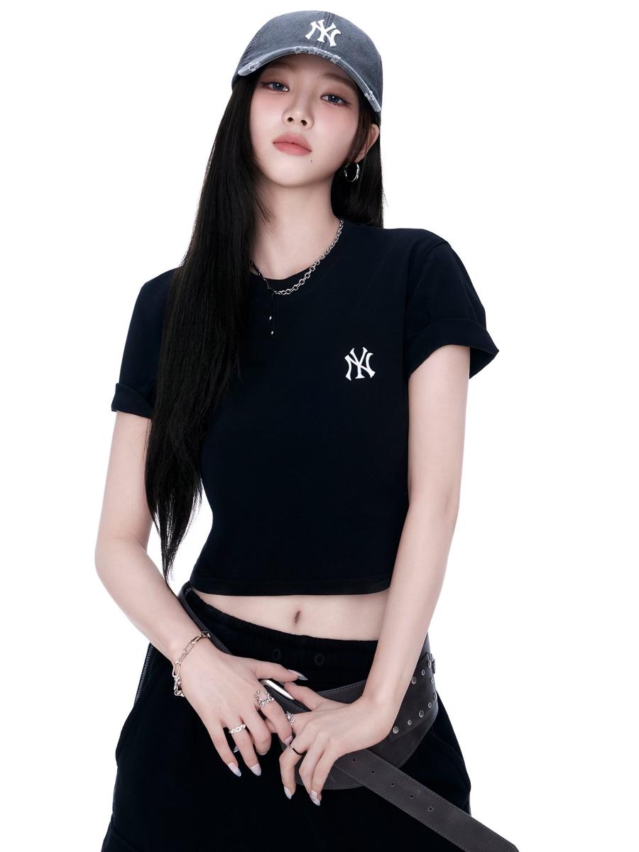 Karina's Pick: Basic Comfortable Fit T-Shirt - New York Yankees