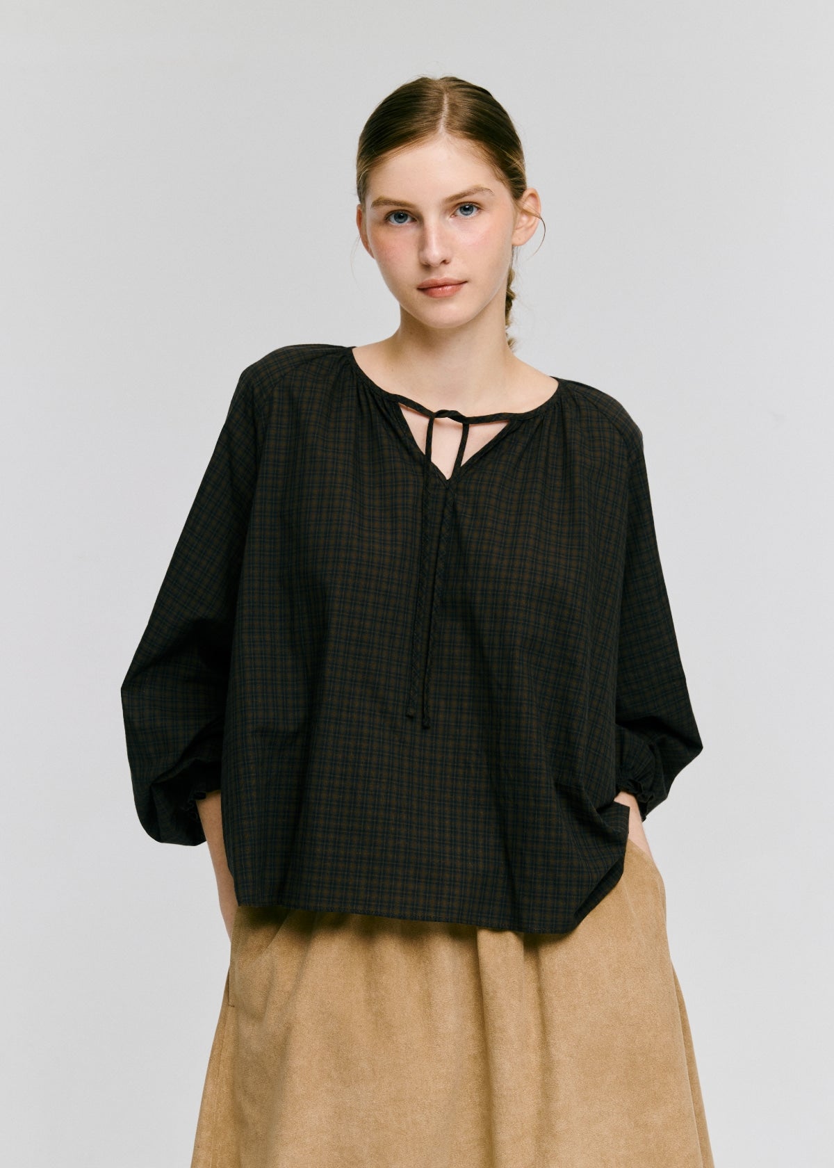 Depound neck string ribbon check blouse - brown check