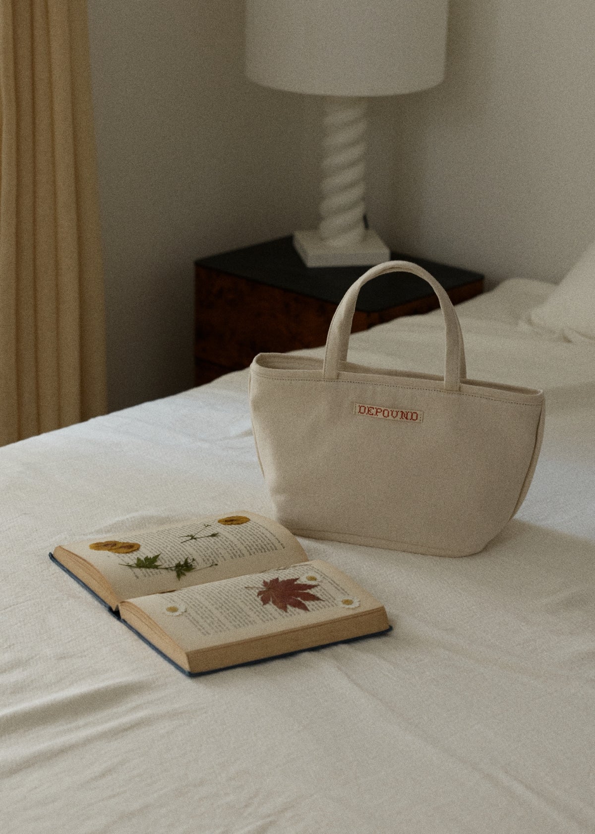 Depound timber bag - ivory