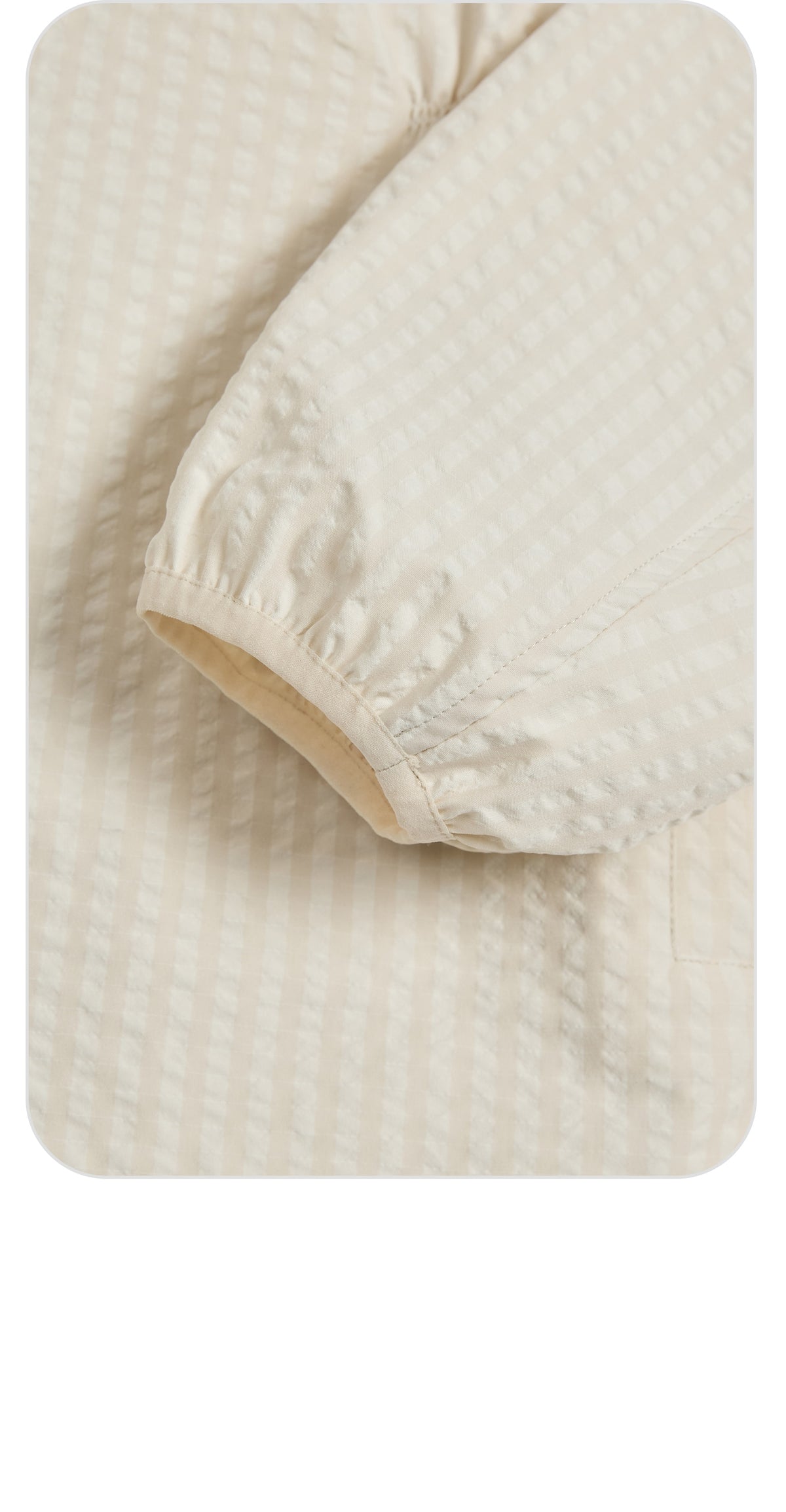 Emis Packable Windbreaker-Ivory