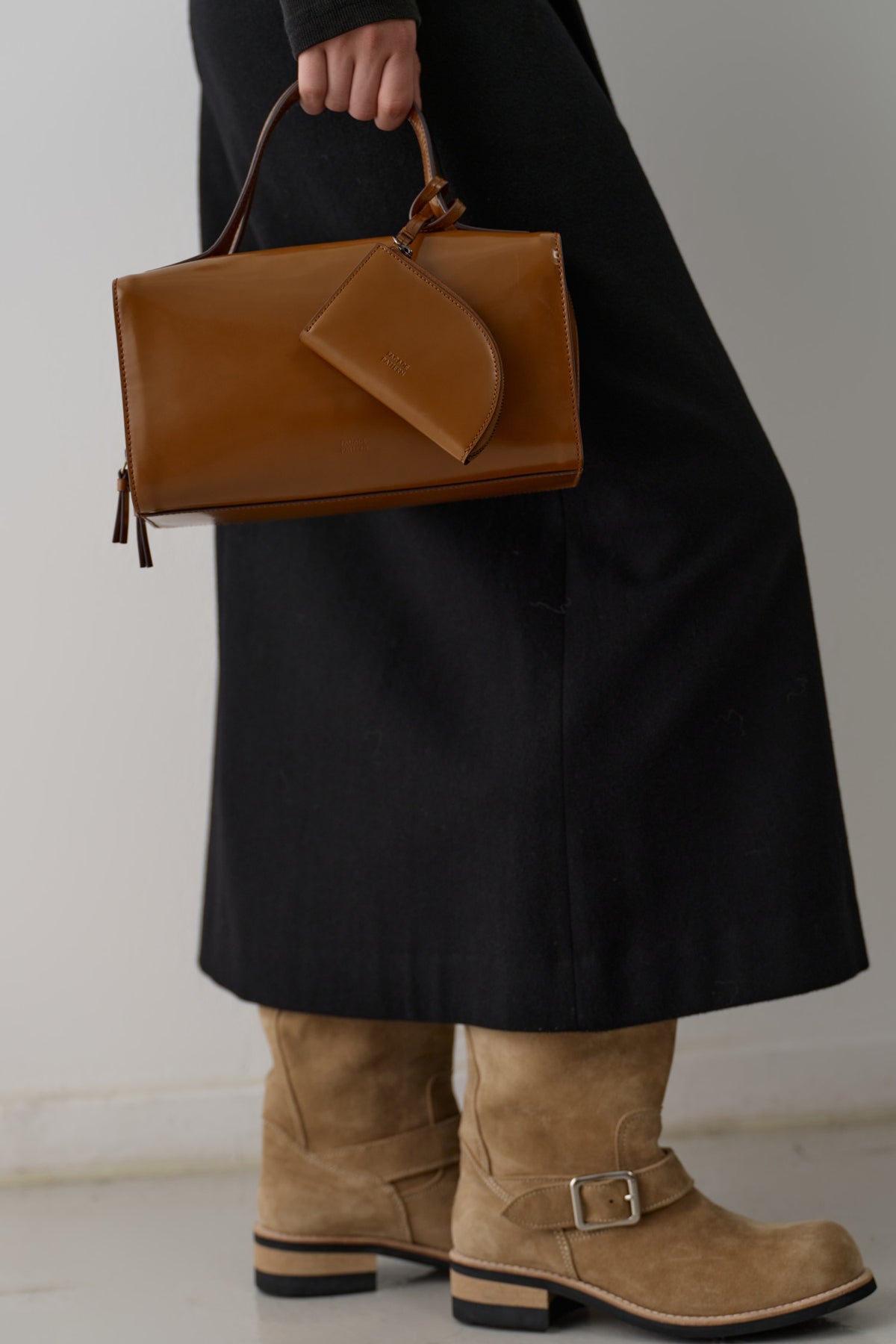 Facade Pattern Pound Bag caramel