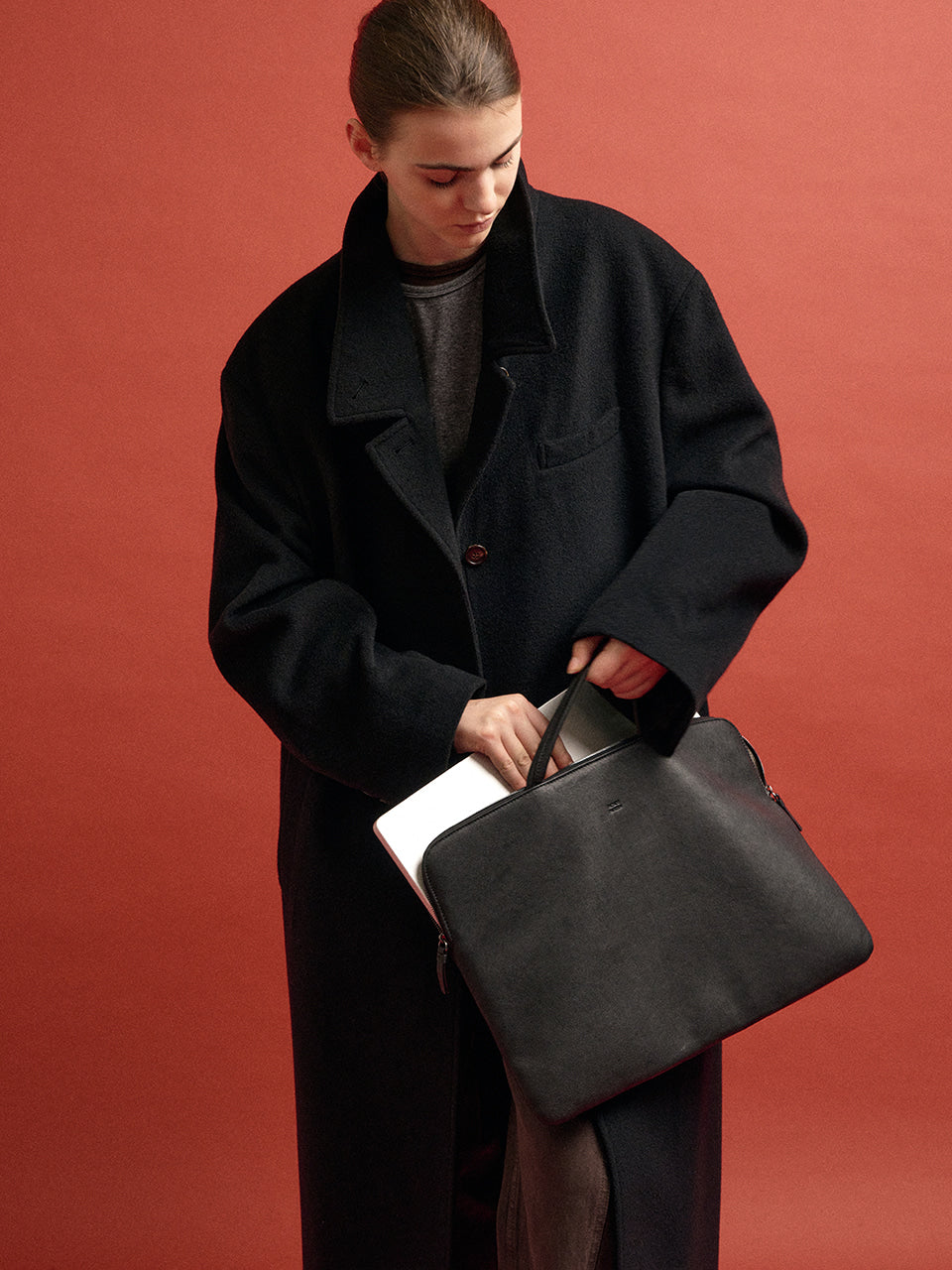 Facade Pattern Flat Laptop Bag