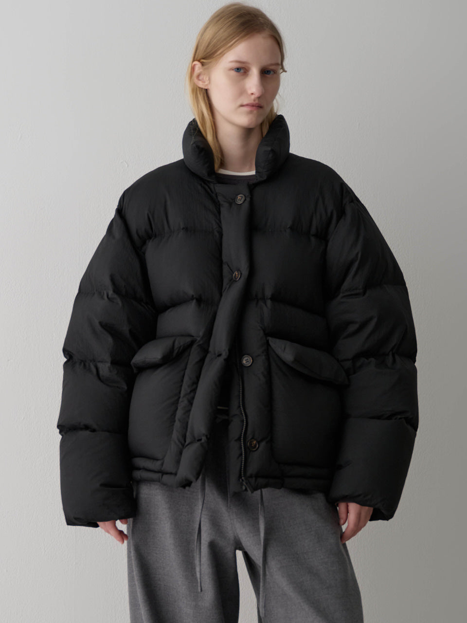 Facade Pattern Goose Down Button Puffer black