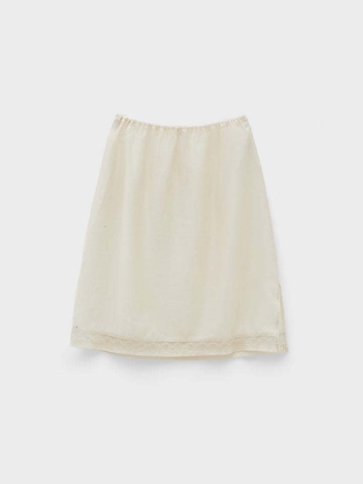 Low Classic See-Through Lace Skirt Cream