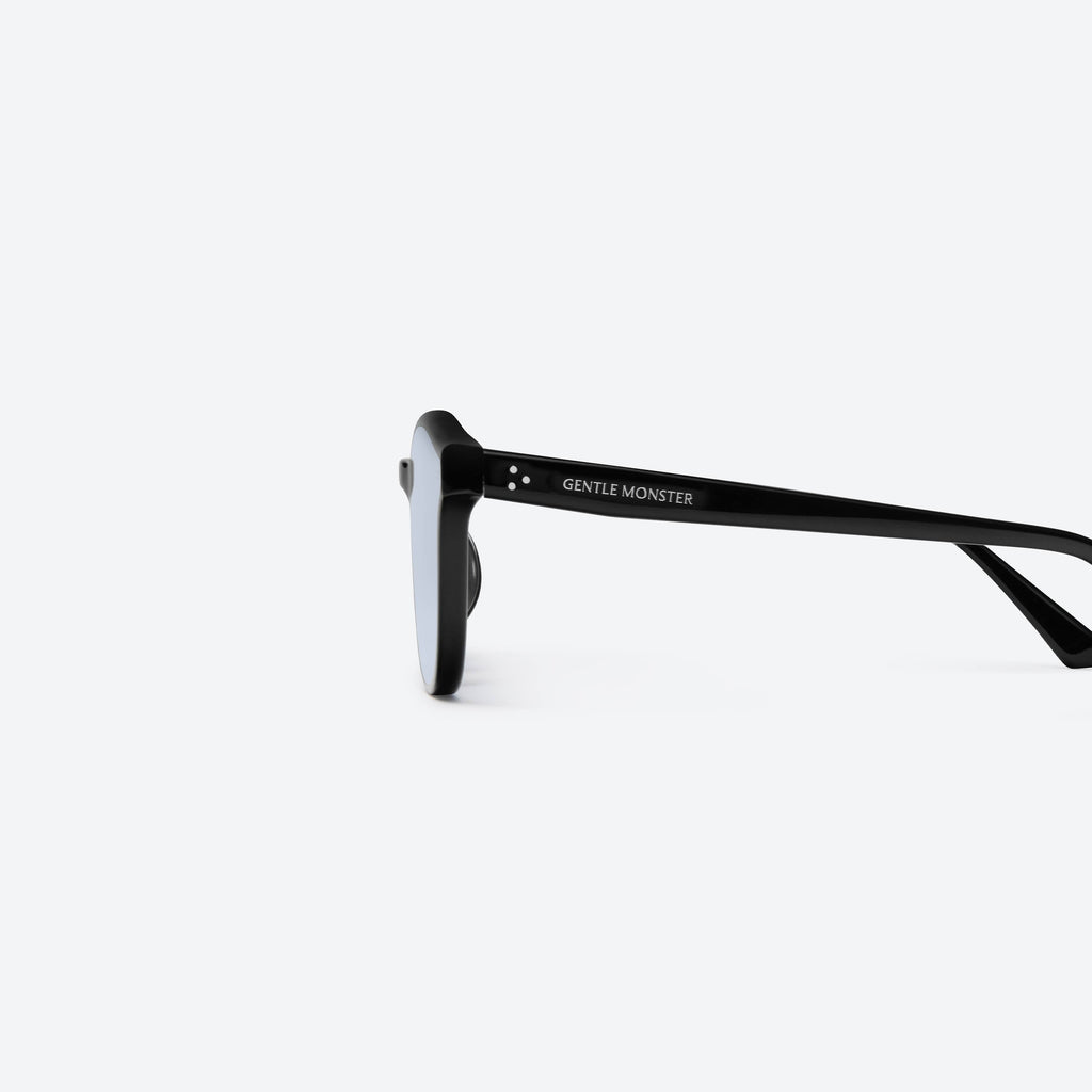 Gentle Monster Jade 01(B) black sunglasses, authentic Korean designer fashion