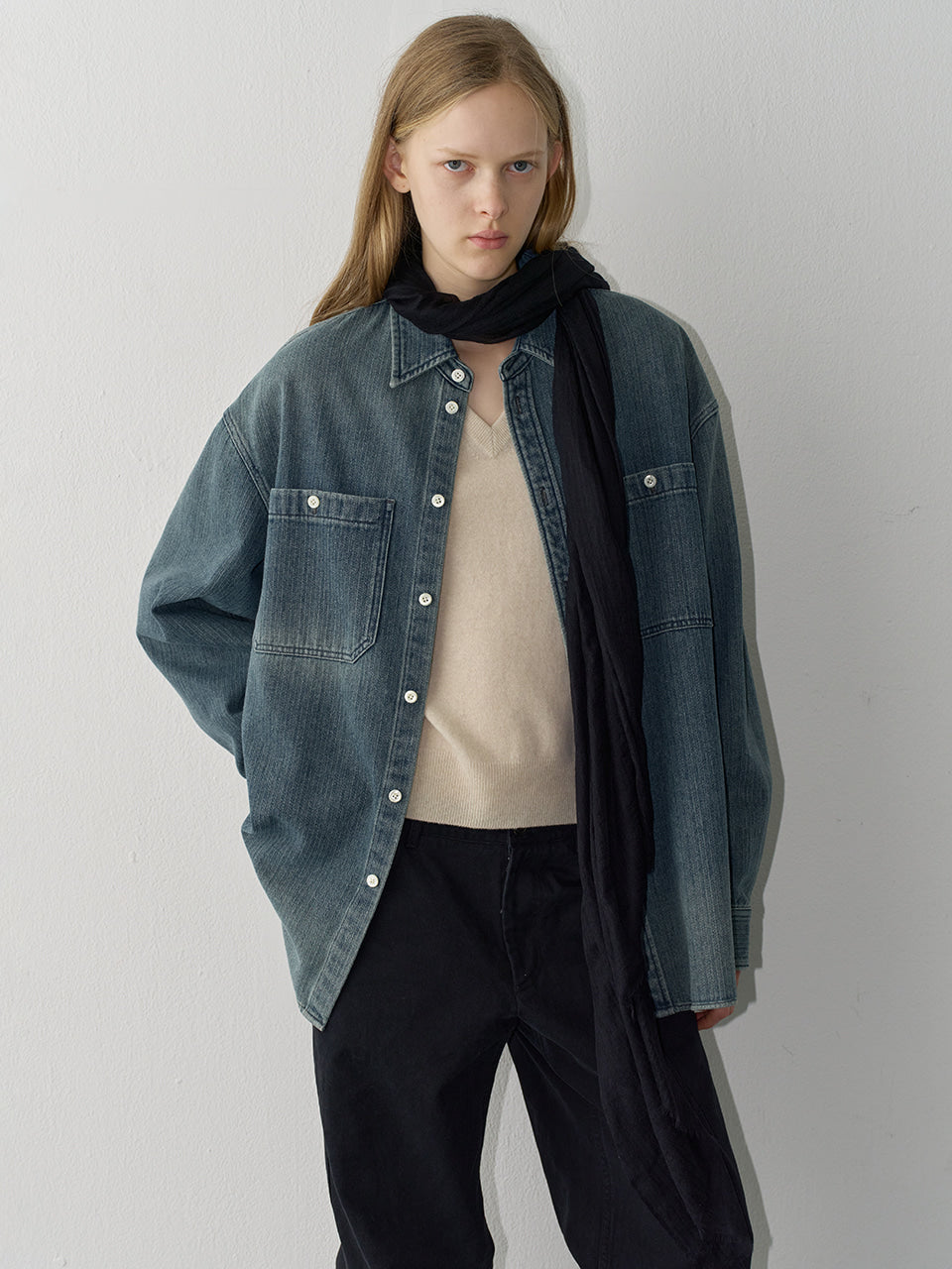 Facade Pattern Out Pocket Denim Shirt vintage washing