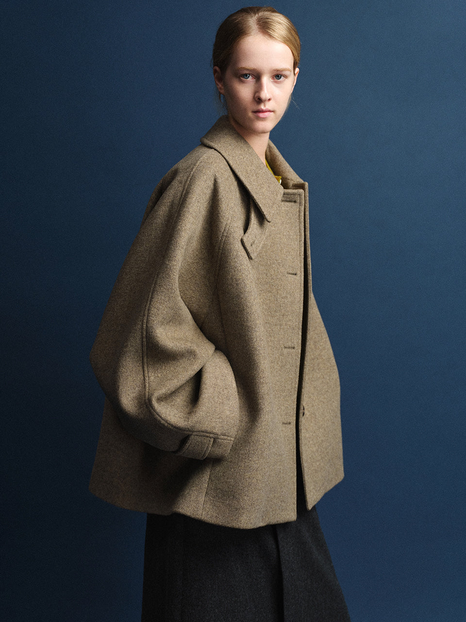 Facade Pattern Oversized Cashmere Half Coat khaki beige