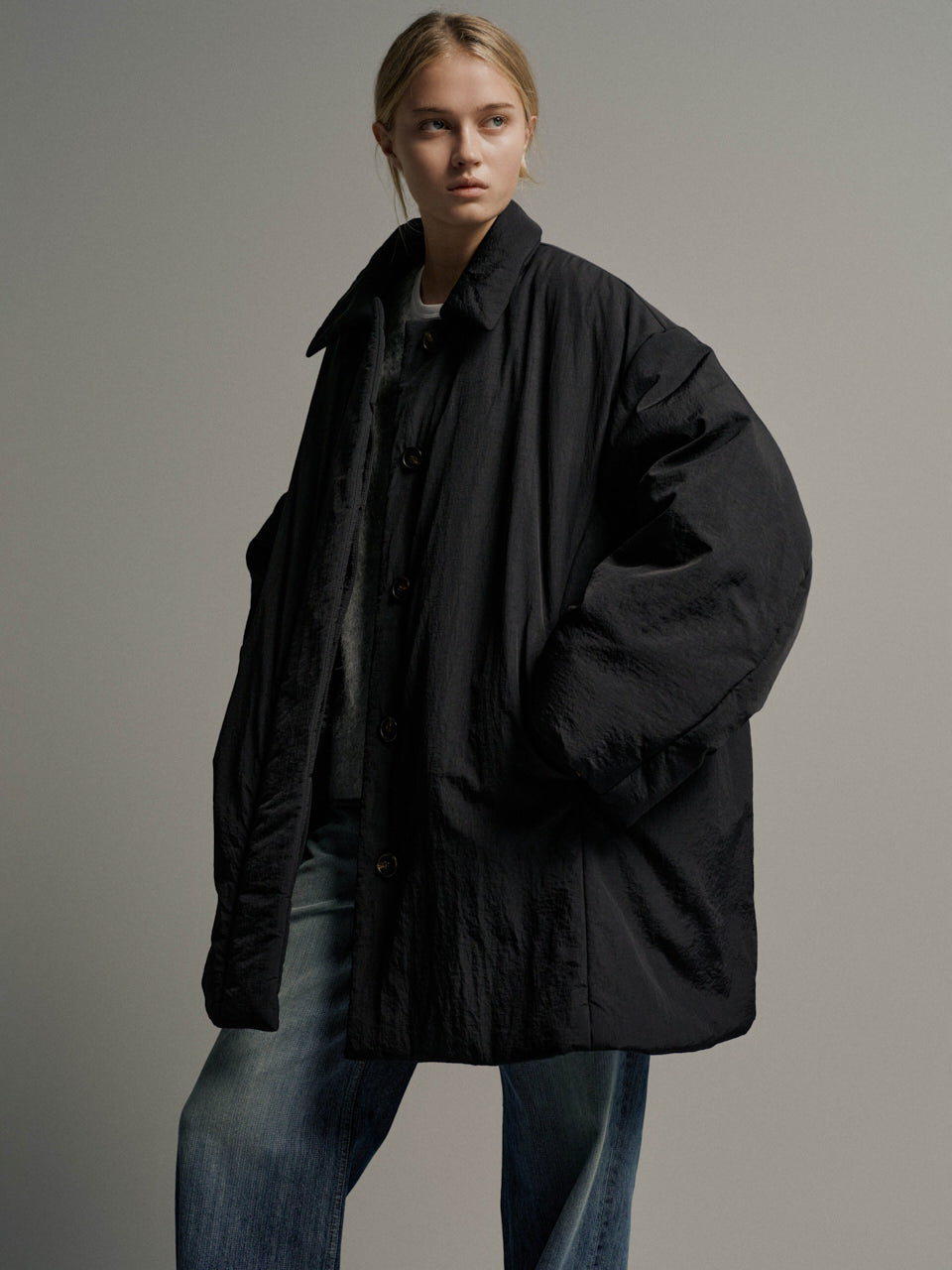 Facade Pattern Padded Half Coat black