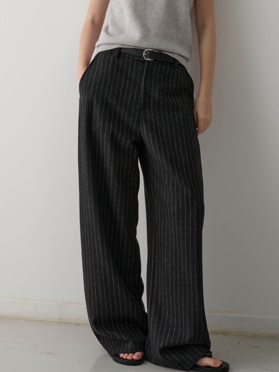Facade Pattern Relaxed Stripe Wool Pants black