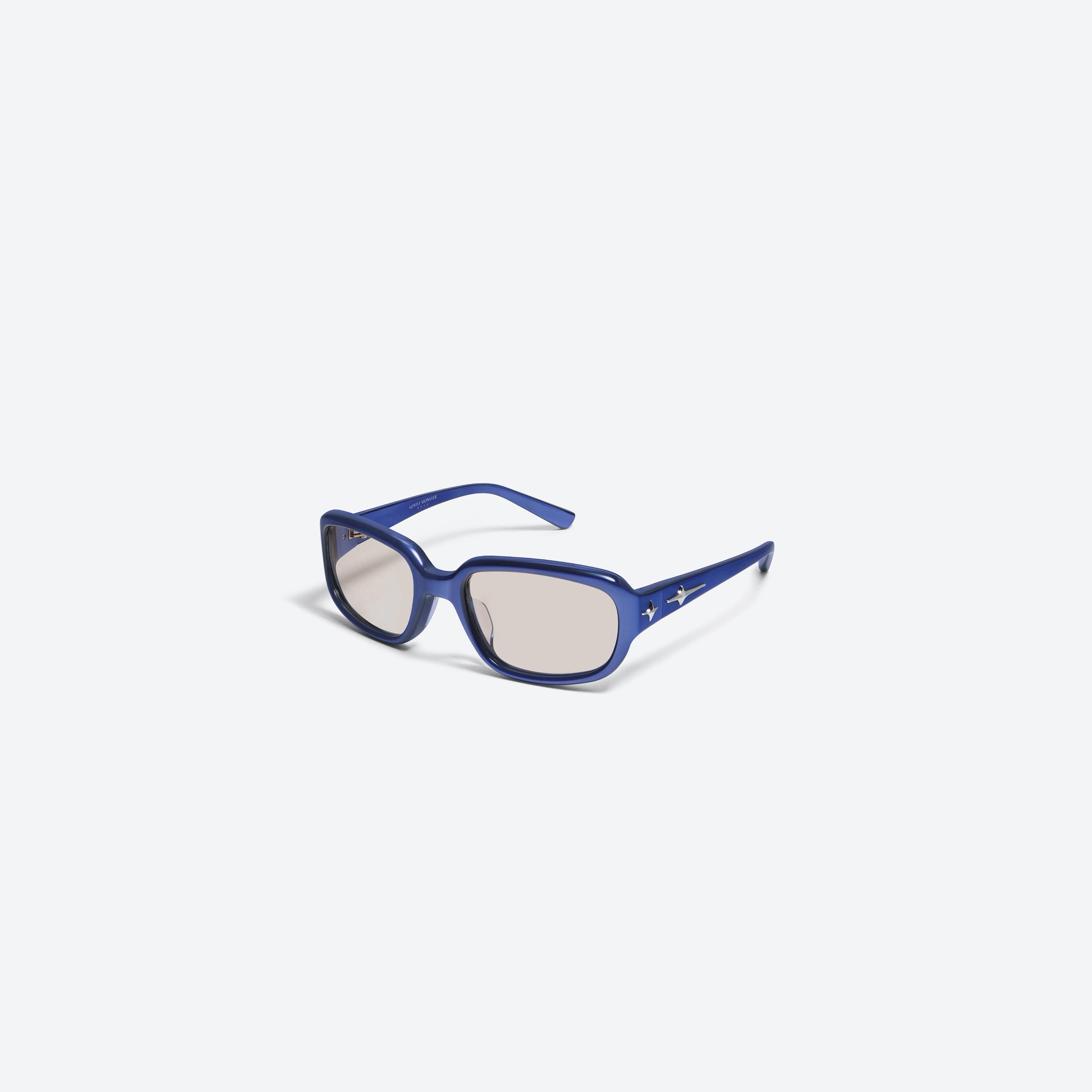 Gentle Monster Noizer N5 blue sunglasses, authentic Korean designer fashion