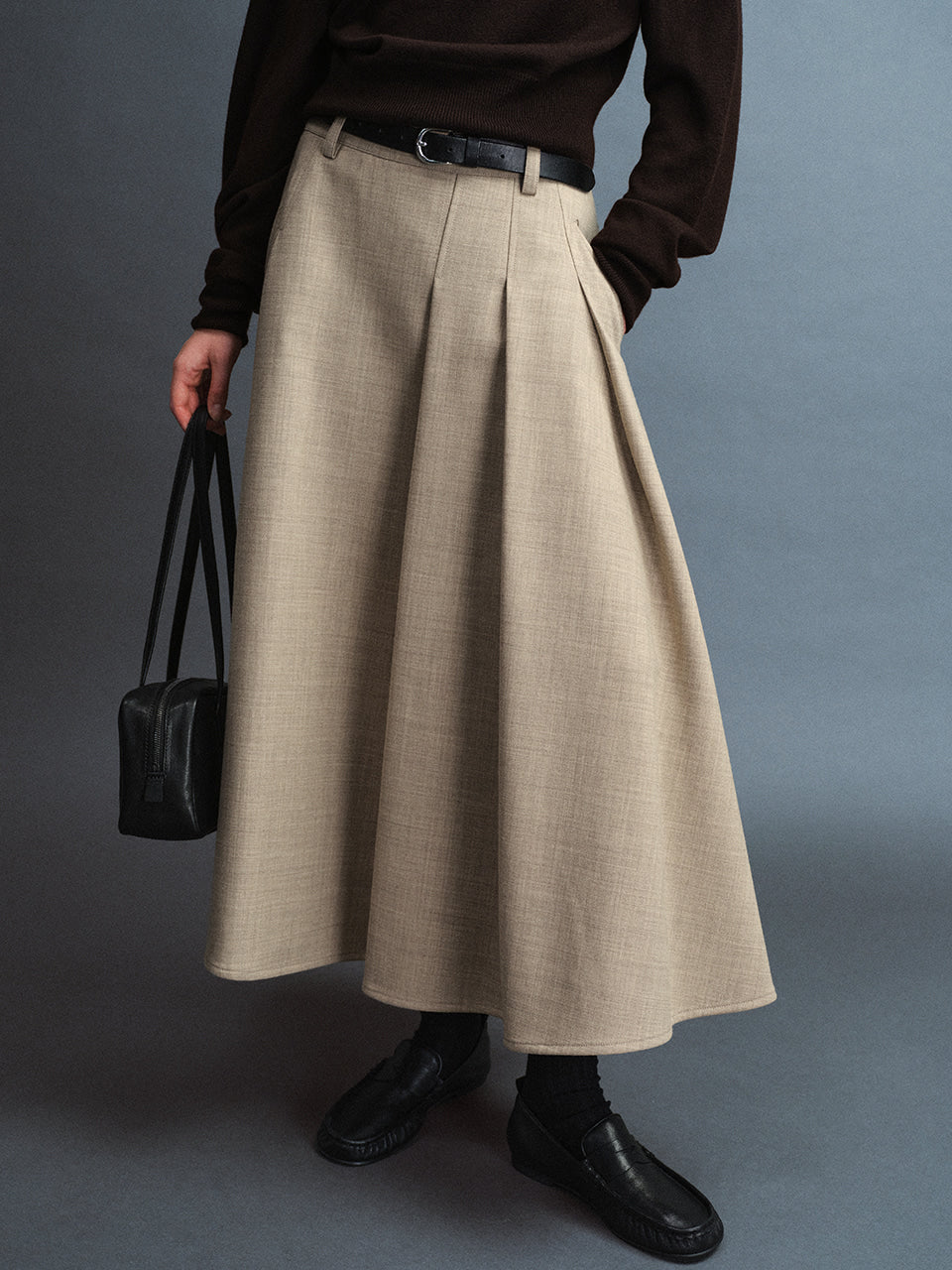 Facade Pattern Tailored Flare Skirt oatmeal