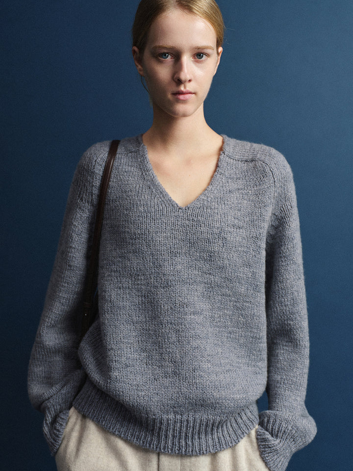 Facade Pattern Textured V-Neck Knitwear grey blue