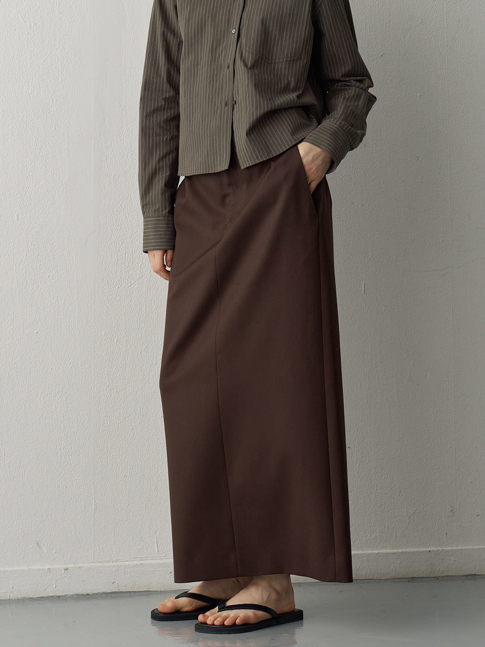 Facade Pattern Timeless Maxi Skirt brown