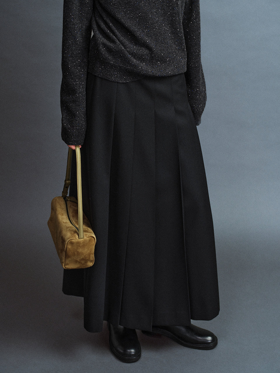 Facade Pattern Timeless Pleated Long Skirt black
