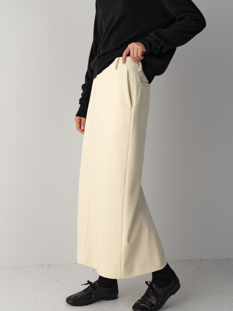 Facade Pattern Velvet Maxi Skirt ivory