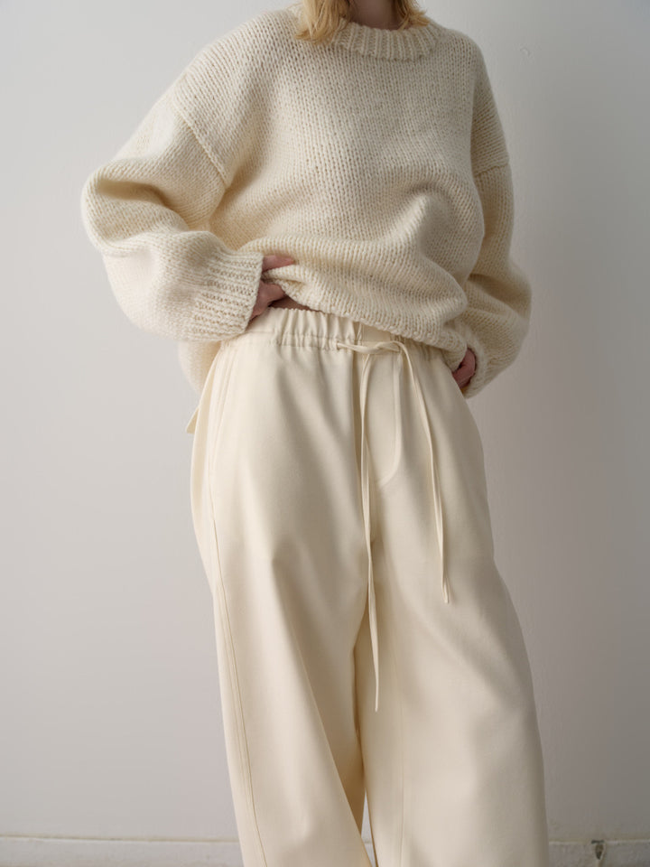 Facade Pattern Wide Curved Banding Pants ivory