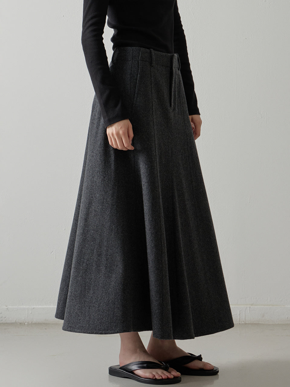 Facade Pattern Wool Maxi Flare Skirt charcoal