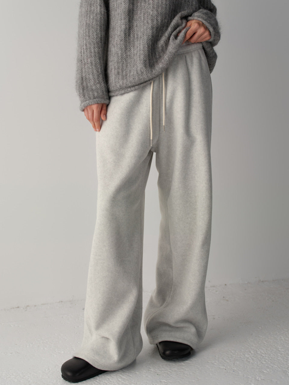 Facade Pattern Wool Fleece Banding Pants melange grey