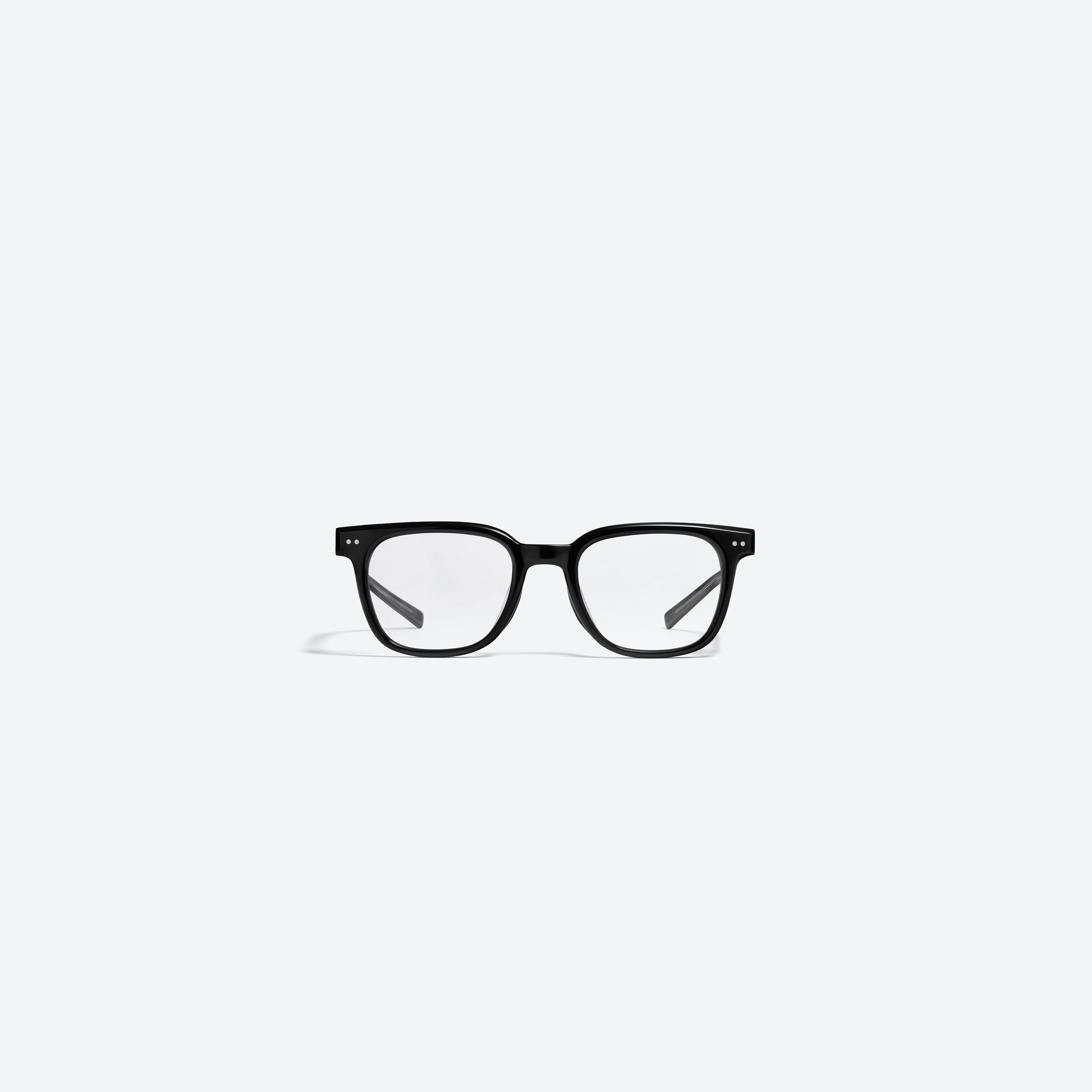 Gentle Monster Evan 01 Sunglasses in black, showcasing premium Korean designer fashion.