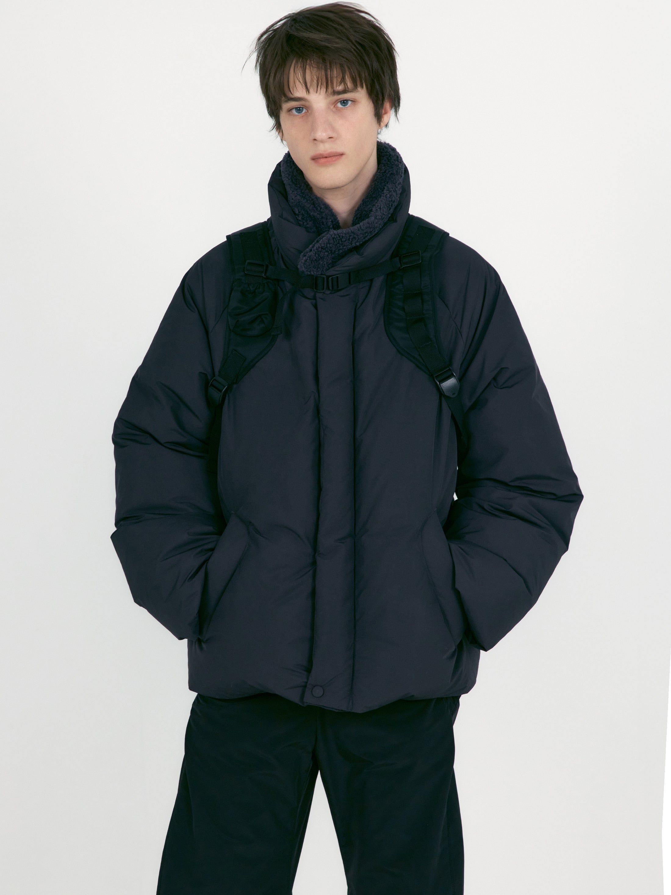 [low_classic] Removable Fur Collar Down Jacket
Charcoal