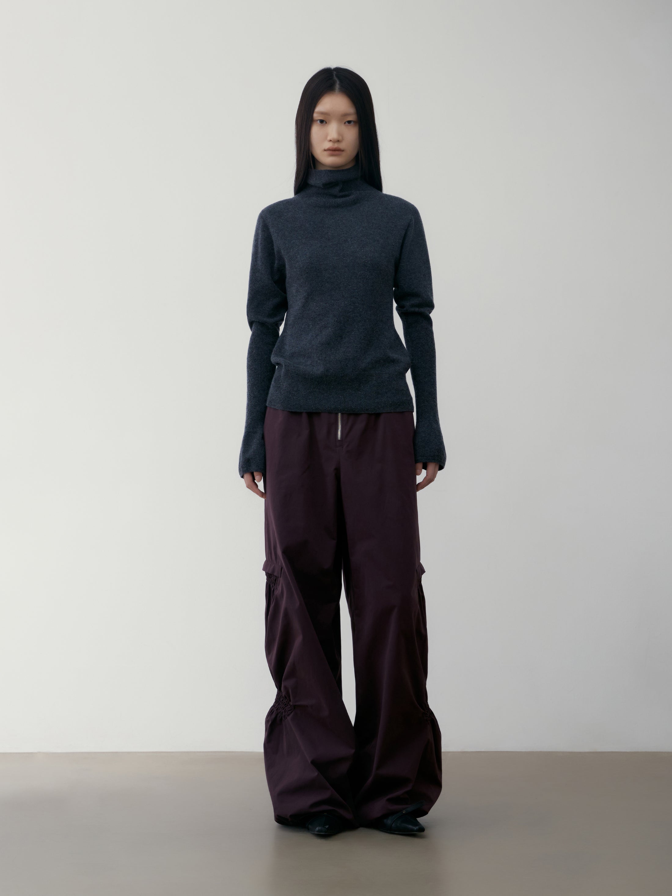 [low_classic] CASHMERE PUFF SLEEVE KNIT TOP
GREY