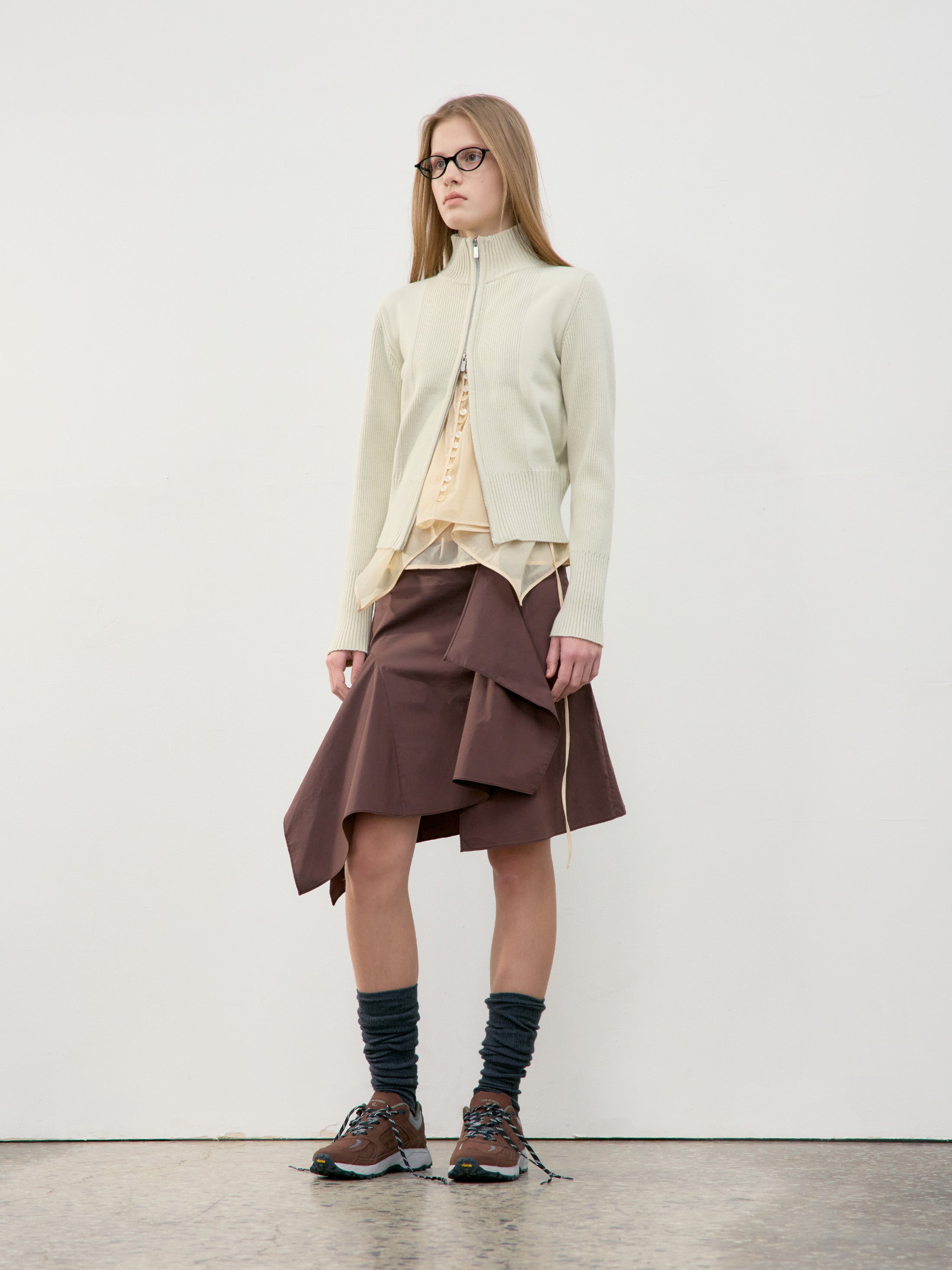 Low Classic Unbalance Drape Mini Skirt Brown