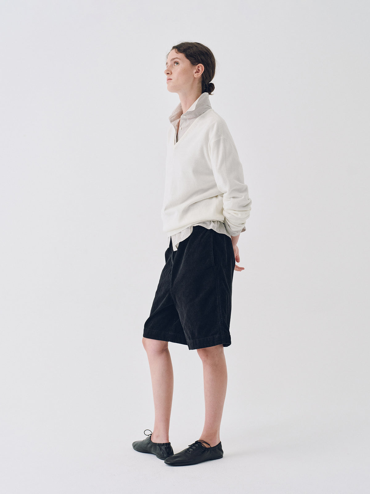 Nothing Written Charlotte v-neck pullover (Clean White)