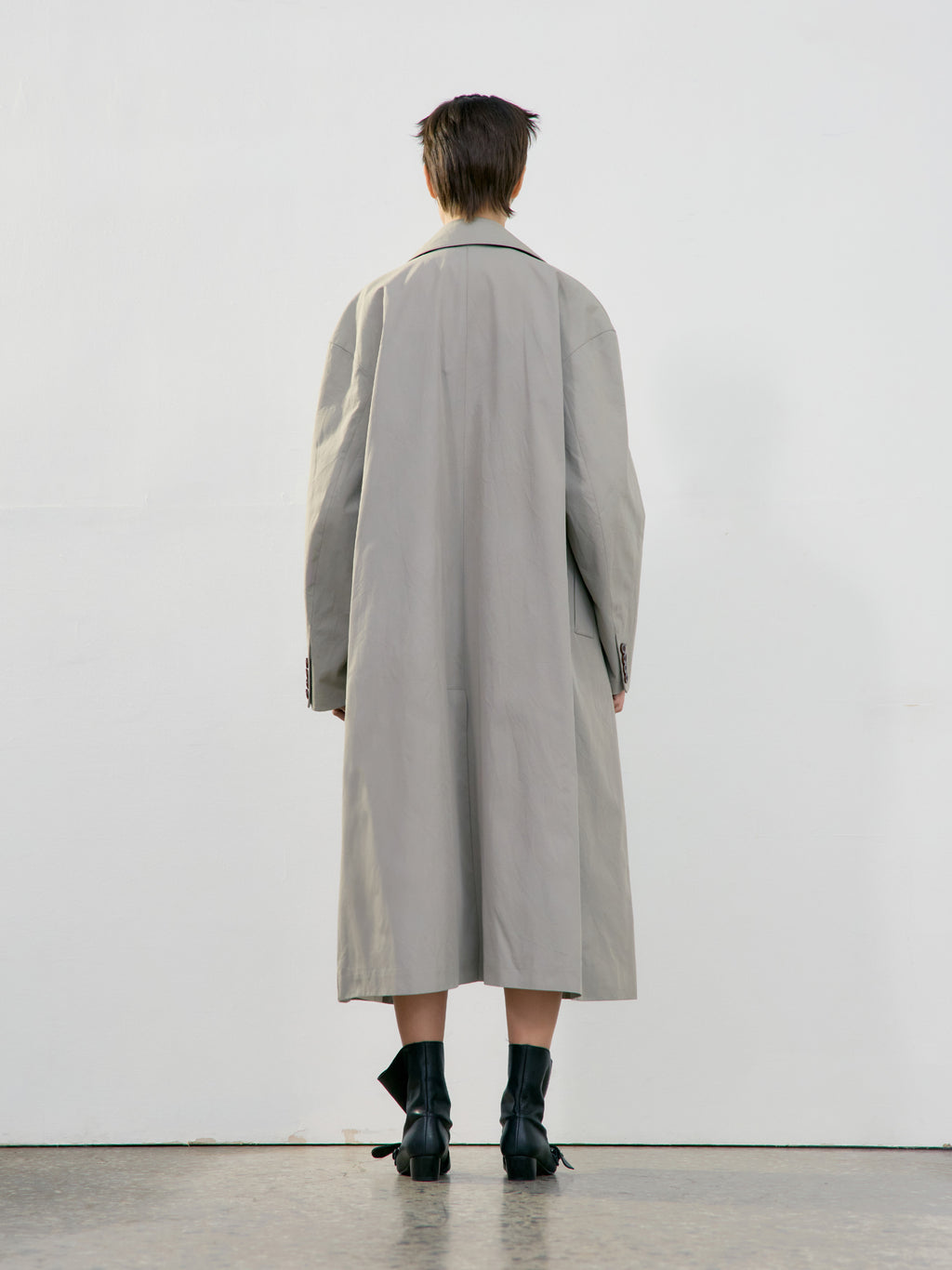 Low Classic Double Trench Coat Khaki