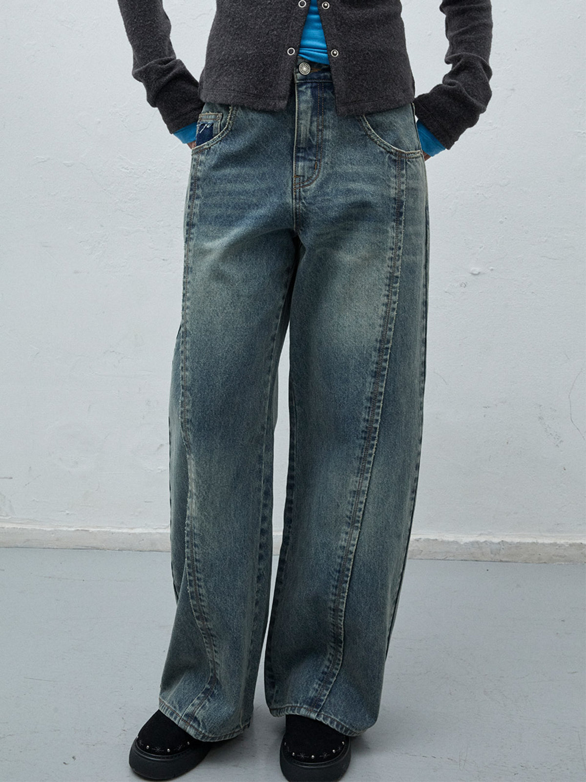 Raive Washed Barrel Fit Denim