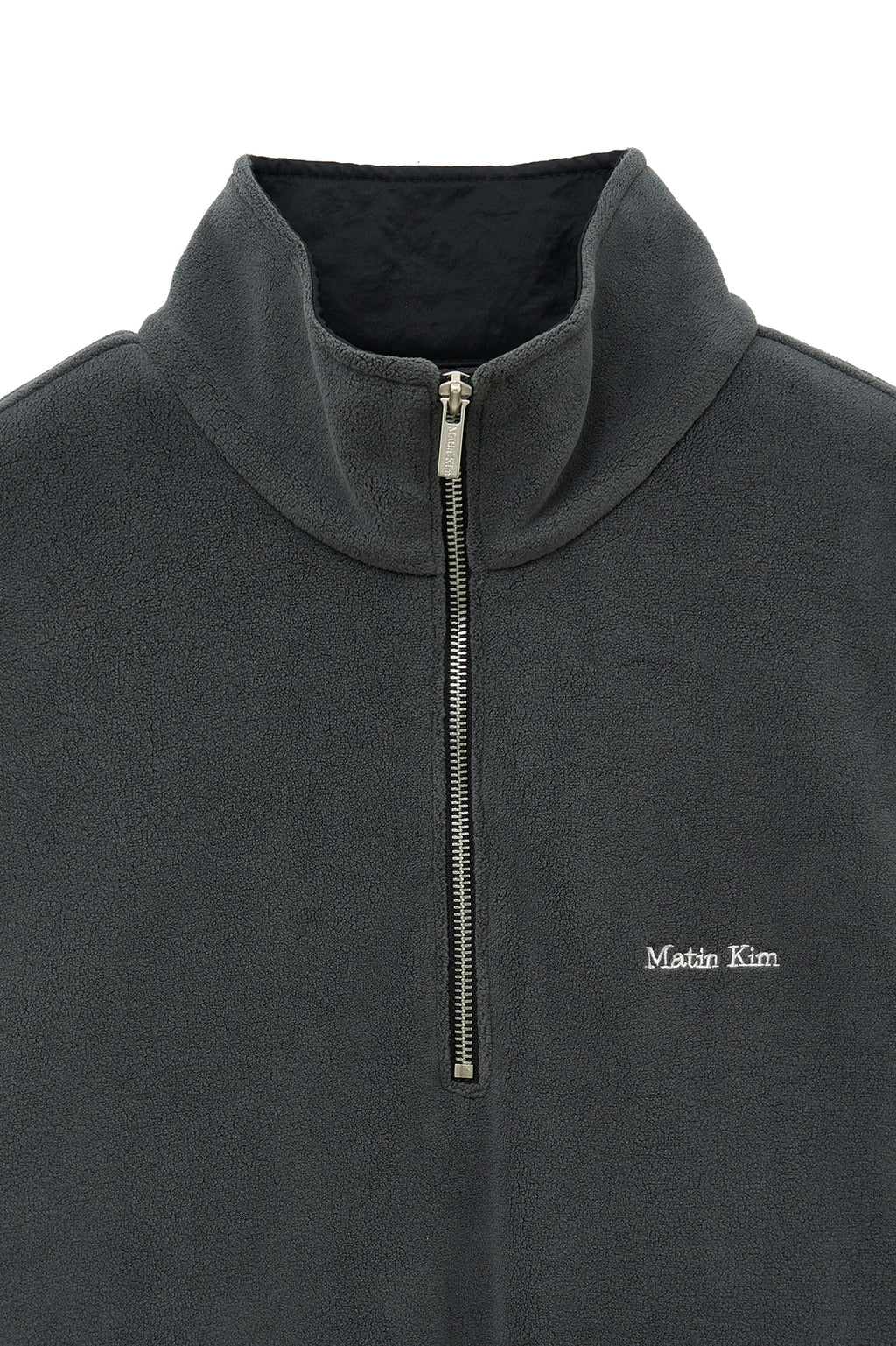 [matinkim] SHERPA FLEECE HALF ZIP UP TOP IN CHARCOAL