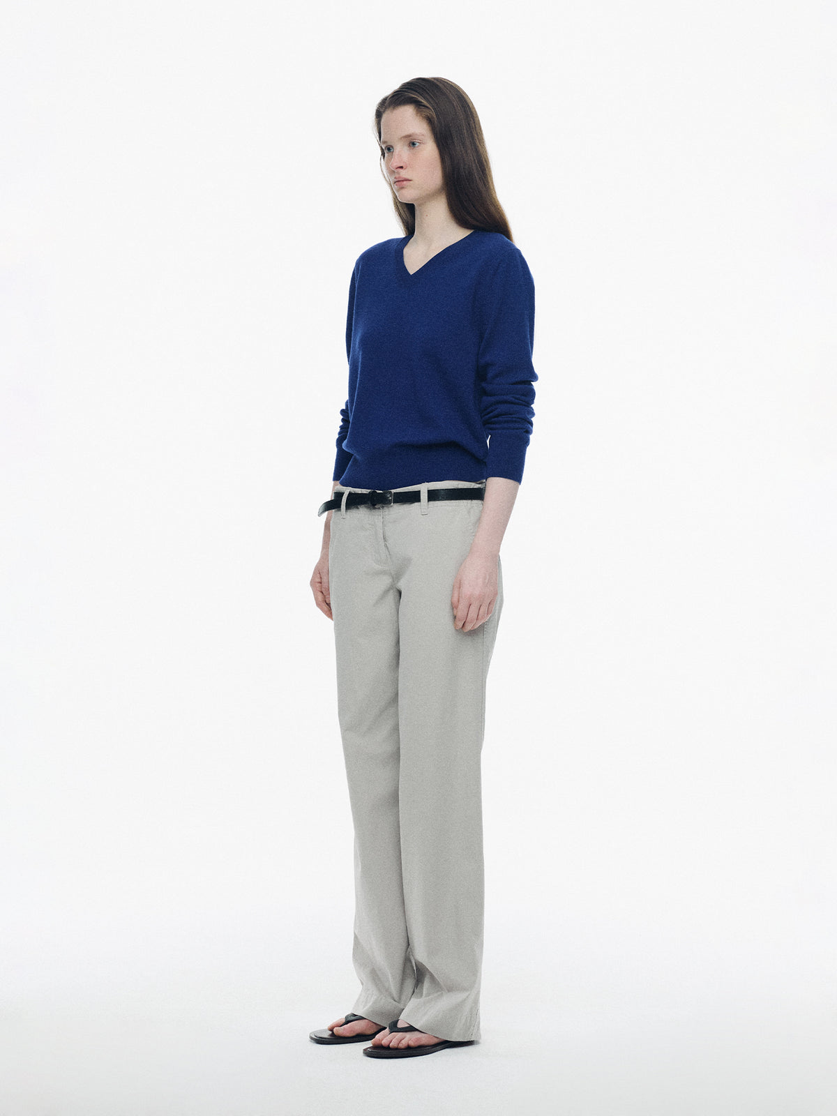 Nothing Written Relaxed low-rise pants (Greige)