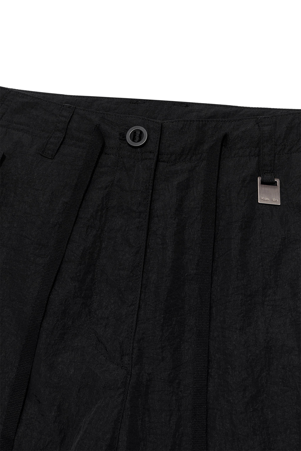 [matinkim] STRING NYLON CARGO PANTS IN BLACK